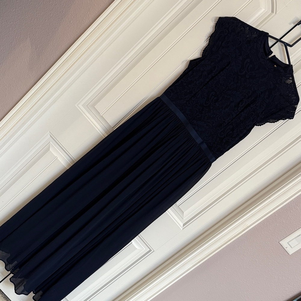 Elegant L Navy Lace Dress